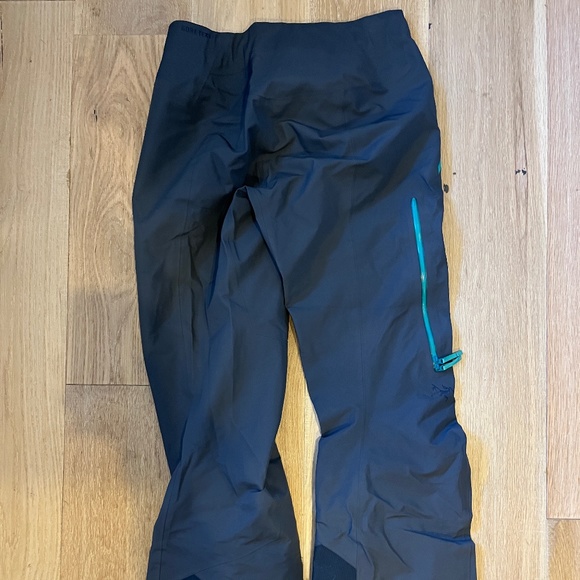 Arc'teryx women ski pants - Picture 3 of 6